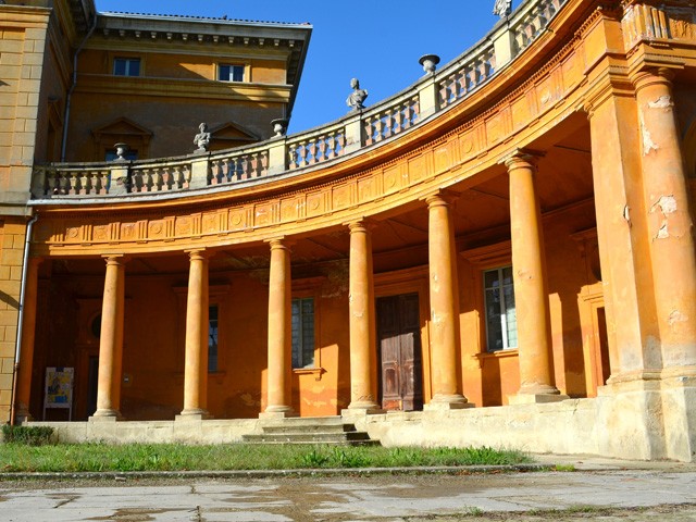 Il portico Villa Aldrovandi Mazzacorati - particolare