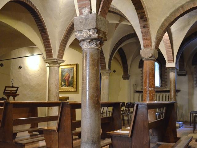 Basilica di Santo Stefano - Cripta del Crocifisso
