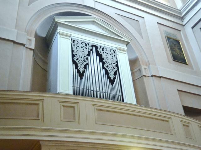 Chiesa di Santa Maria della Pietà - organo