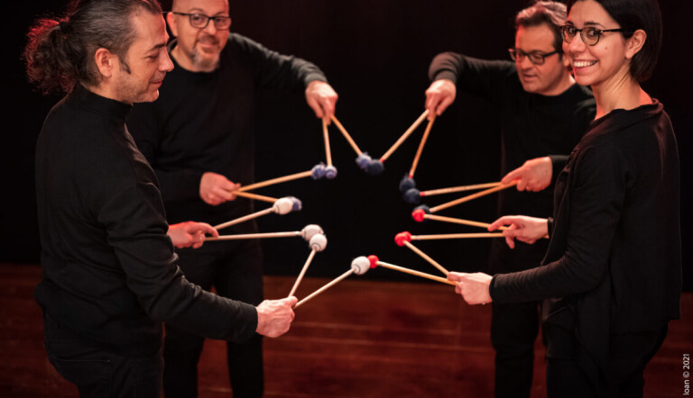 copertina di MIA – Musica differenziata – Tetraktis Percussioni