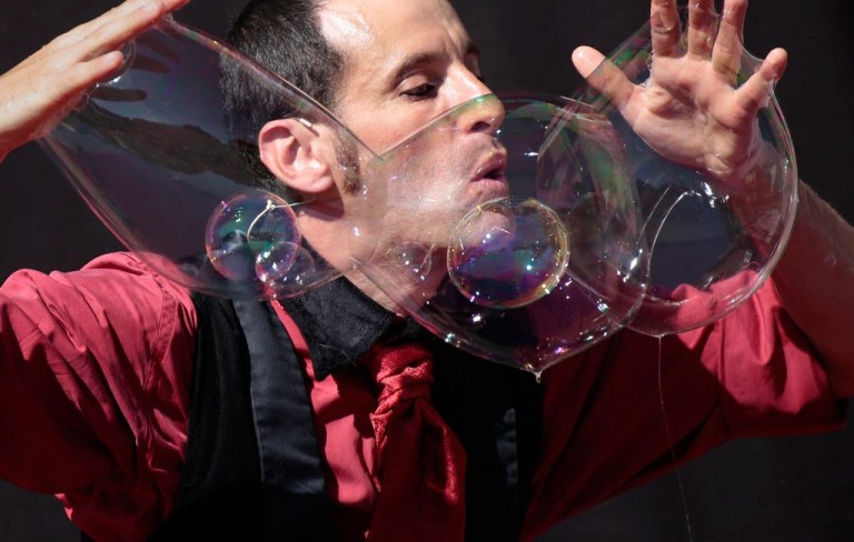 copertina di Festa Patronale di Monghidoro – Magico turra, Bubble on Circus, Enrico Seghedoni