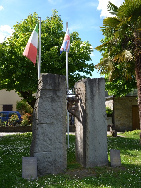 Monumento memoriale alla 1a Divisione Britannica - Palazzuolo sul Senio (FI)