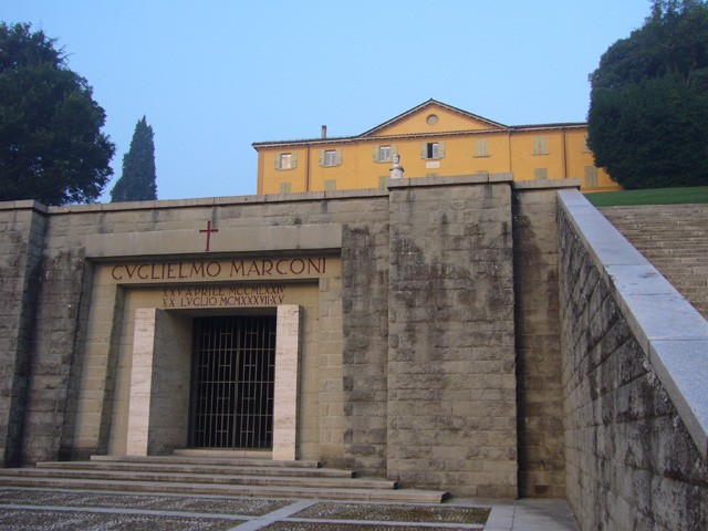Mausoleo Marconi a Pontecchio (BO)
