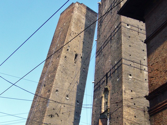 Torre Garisenda e Asinelli - via Rizzoli
