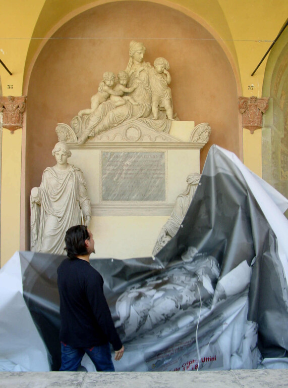 copertina di Visita biografica al più grande monumento di Bologna