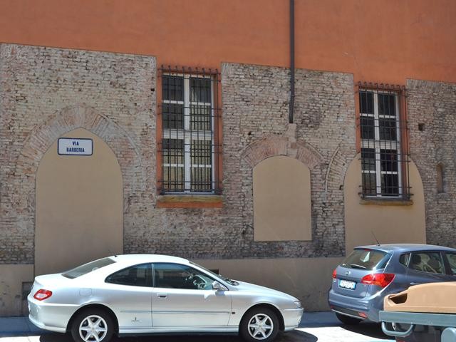 Palazzo Poeti - facciata - particolare