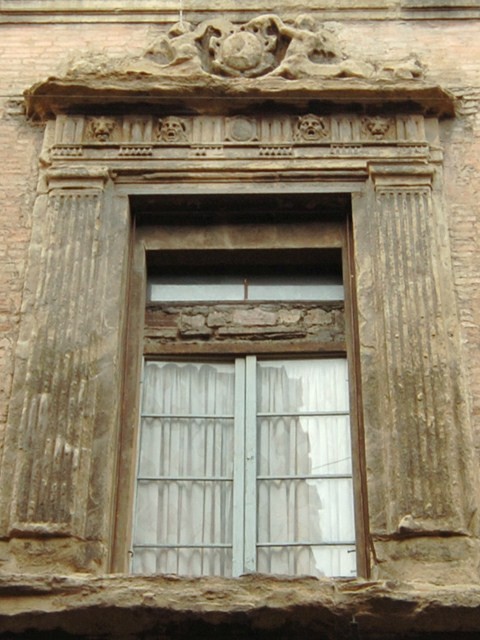 Palazzo Orsi, una finestra