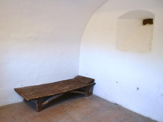 Una cella della fortezza di San Leo (RN)