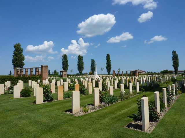 Argenta Gap War Cemetery - Argenta (FE)