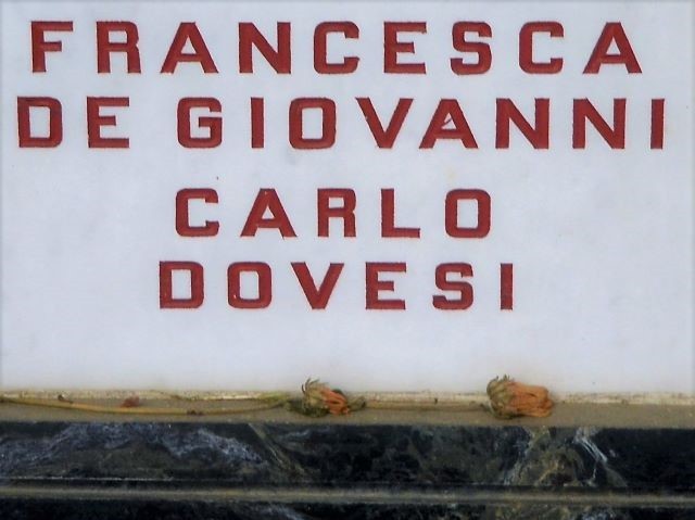 Tomba di Francesca De Giovanni (Edera) nel Monumento Ossario dei Partigiani alla Certosa (BO) - Assieme a lei Carlo Dovesi caduto il 15 marzo 1945 in combattimento in via Battindarno (BO)