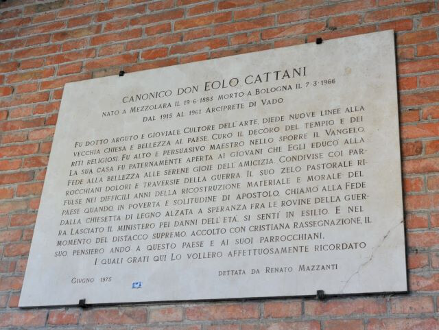 Lapide in memoria di Don Eolo Cattani parroco di Vado