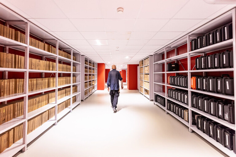 copertina di Nasce il nuovo archivio Renato Zangheri