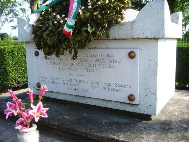 Monumento ai Caduti dell'eccidio di Biscia