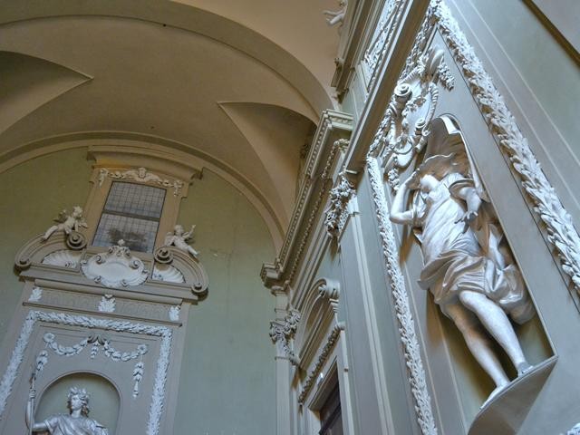 Palazzo Pallavicini già Alamandini, scalone