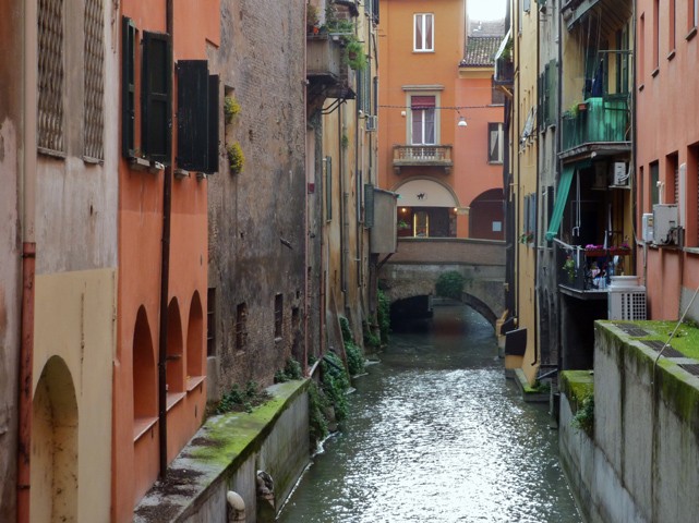 Il canale di Reno a Bologna 