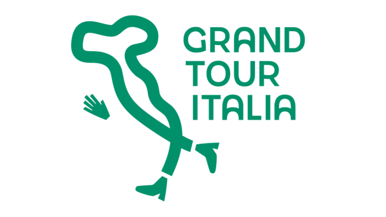 copertina di Grand Tour Italia