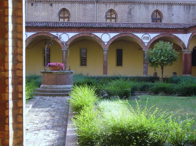 Convento di S. Francesco - Il Chiostro dei Morti
