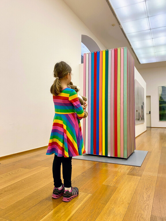 copertina di Domenica al museo - Facciamo un cambio d’opera