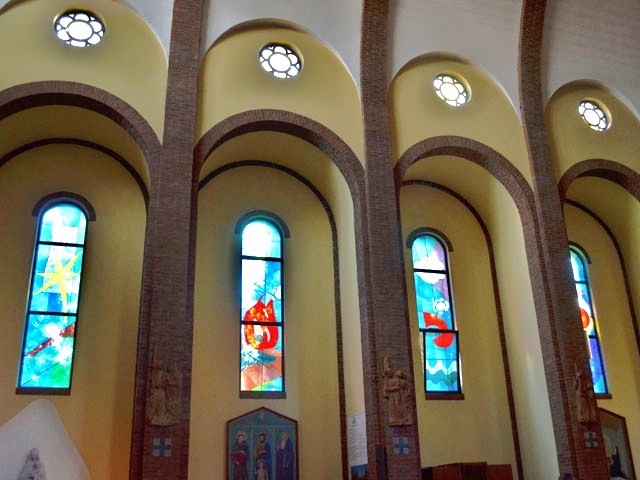 Chiesa di San Lazzaro mendicante - San Lazzaro di Savena (BO) - Vetrate