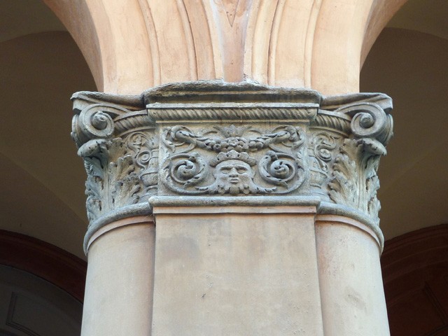 Palazzo Guidotti - portico - particolare