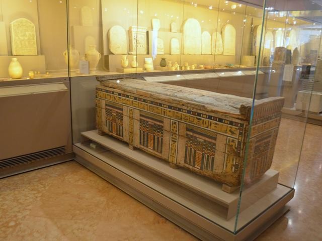 Sarcofago egizio dalla collezione Palagi 