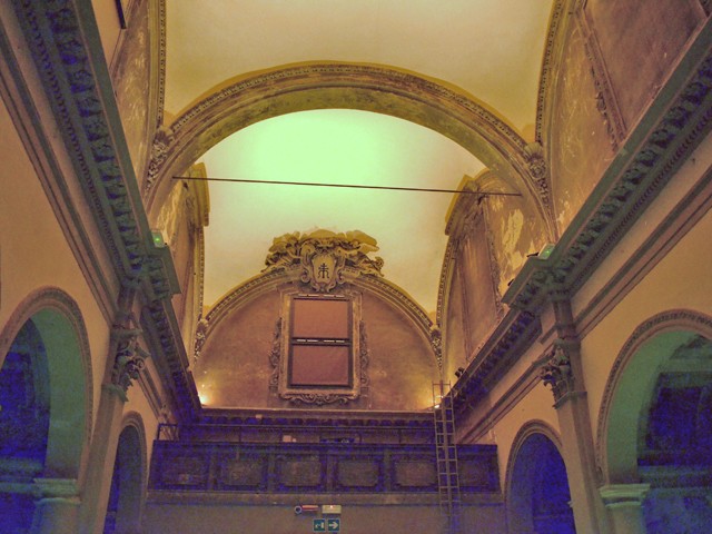 Ex Chiesa di San Leonardo - interno - teatro