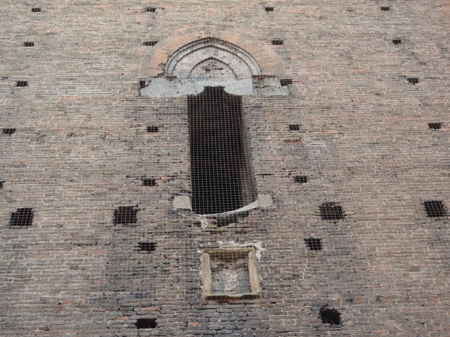 La porticina originale della torre Galluzzi a circa 10 mt dal suolo