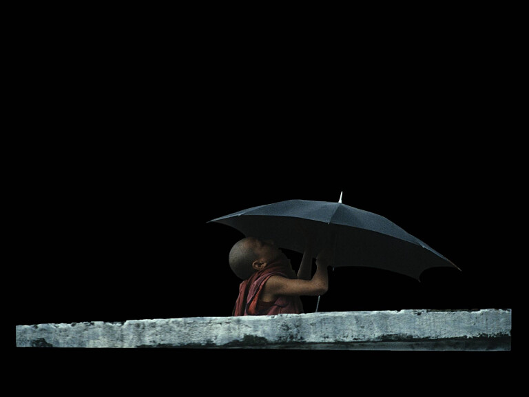 copertina di Altrove Sguardi Sospesi 