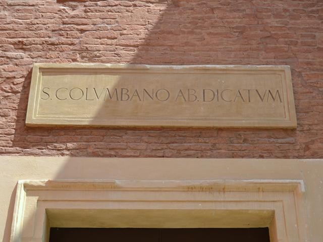 Oratorio di San Colombano - ingresso - particolare