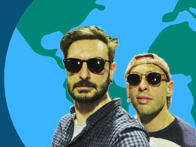 copertina di Minuscoli granelli nel barattolo del cosmo
