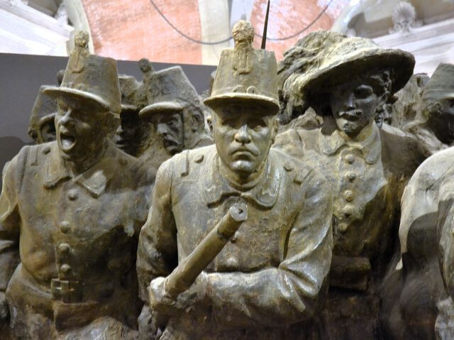 Monumento in onore del gen. Cialdini per la battaglia di Castelfidardo del 1860 