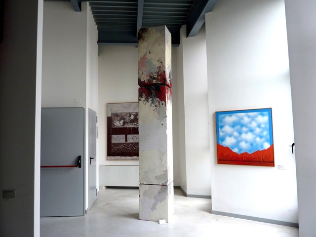 Sala del MAGI900 - Pieve di Cento (BO) - al centro un'opera di Mario Nanni