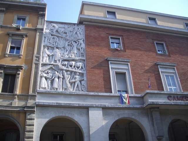 Palazzo della Camera del Lavoro - particolare della facciata