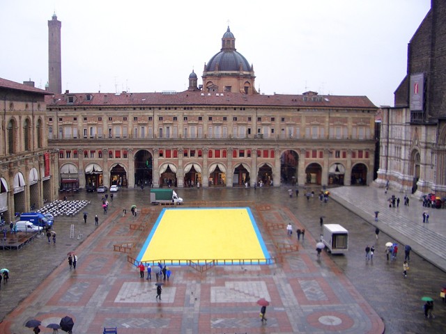 Piazza Maggiore da Palazzo d'Accursio