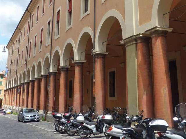 Ex Collegio di Santa Lucia - Liceo Galvani - via Castiglione