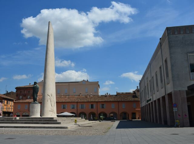 Piazza Francesco Baracca