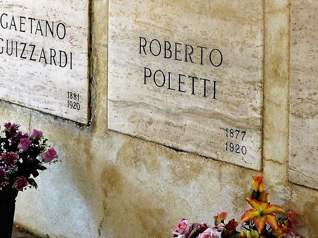 Tomba di Roberto Poletti nel sacrario dei caduti fascisti