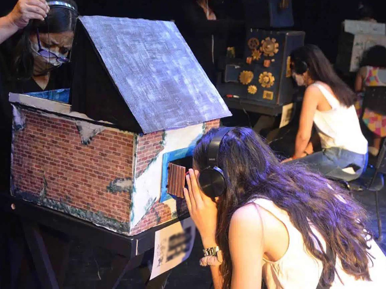 copertina di Teatro Lambe Lambe per bambini e famiglie | Compagnia Teatrale CreAzione