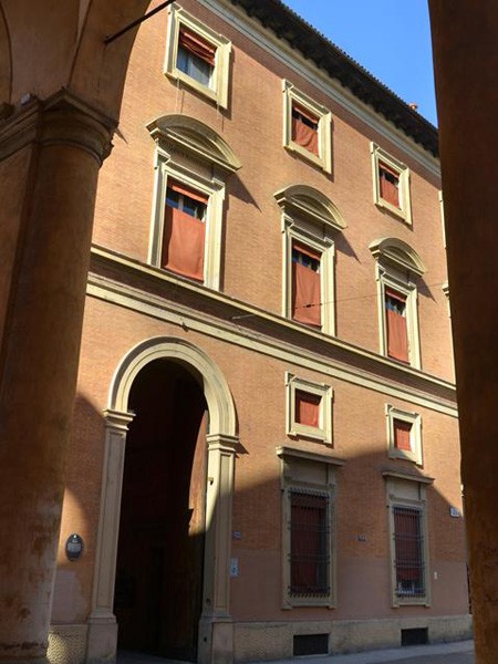 Palazzo Tanari dal portico del Santuario della Madonna della Pioggia