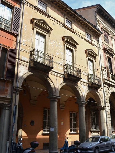Palazzo Minarini - via Santo Stefano