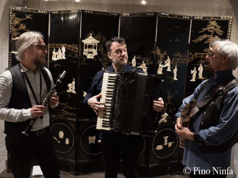 copertina di Rhapsódija Trio Di Visioni Musicali