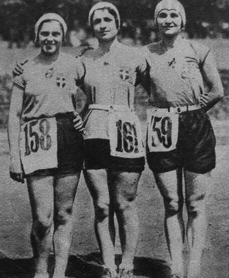  Le lanciatrici italiane Bruna Bertolini, Jolanda Bacchelli e Pierina Borsani alle Olimpiadi della Grazia di Firenze del 1931