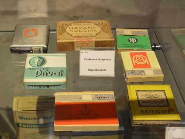 Sigarette e sigari tedeschi - Museo di Iola di Montese (MO)