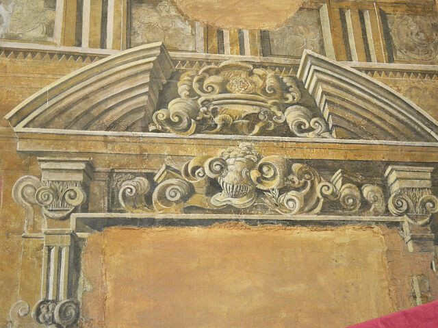 Frammento della decorazione della facciata del Baraccano