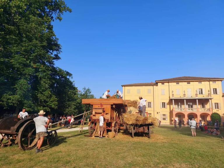 copertina di Festa della trebbiatura, Open Day del Gusto
