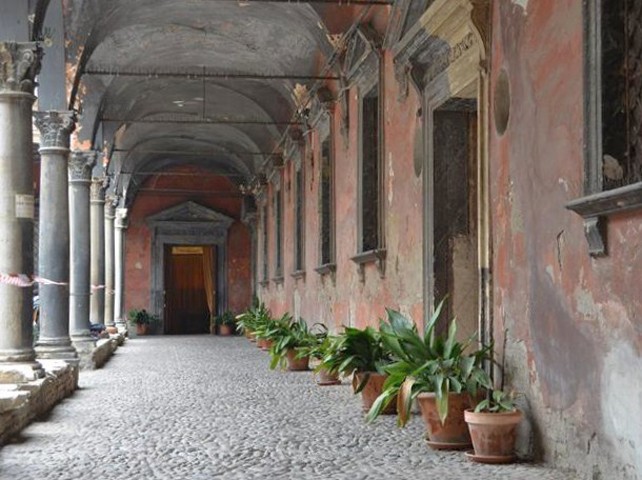 Convento del SS. Salvatore - chiostro - particolare