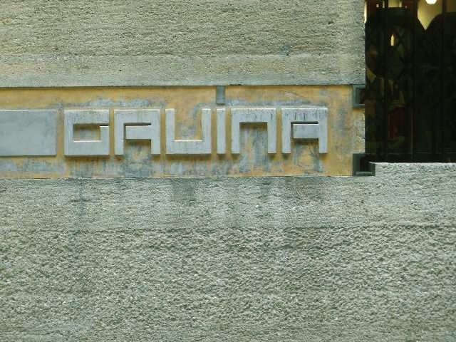 Ex negozio Gavina in via Altabella - particolare
