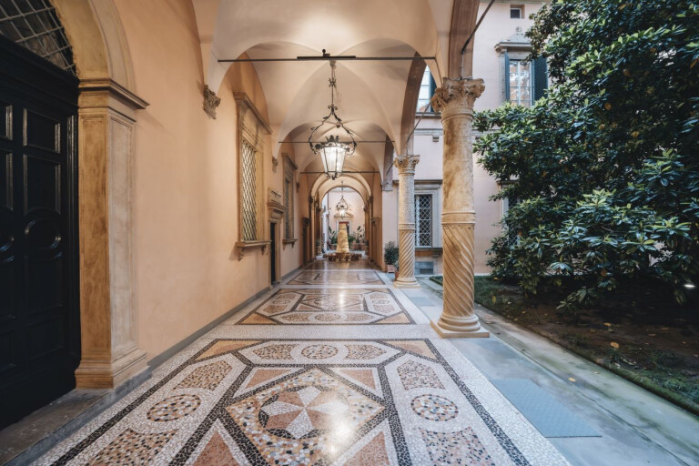 copertina di Palazzo Boncompagni | Estate
