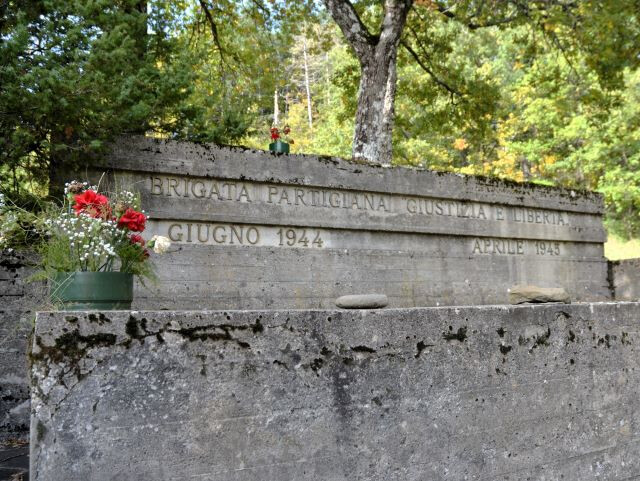 Monumento alla brigata partigiana GL Montagna