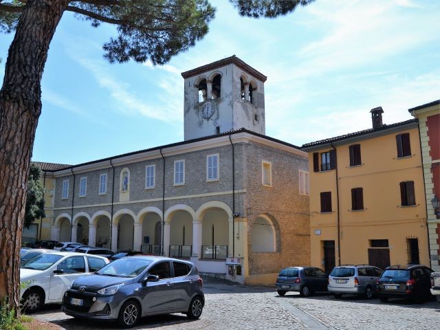 Torre civica ex Palazzo pubblico sede dell'Archivio museo G. Mengoni